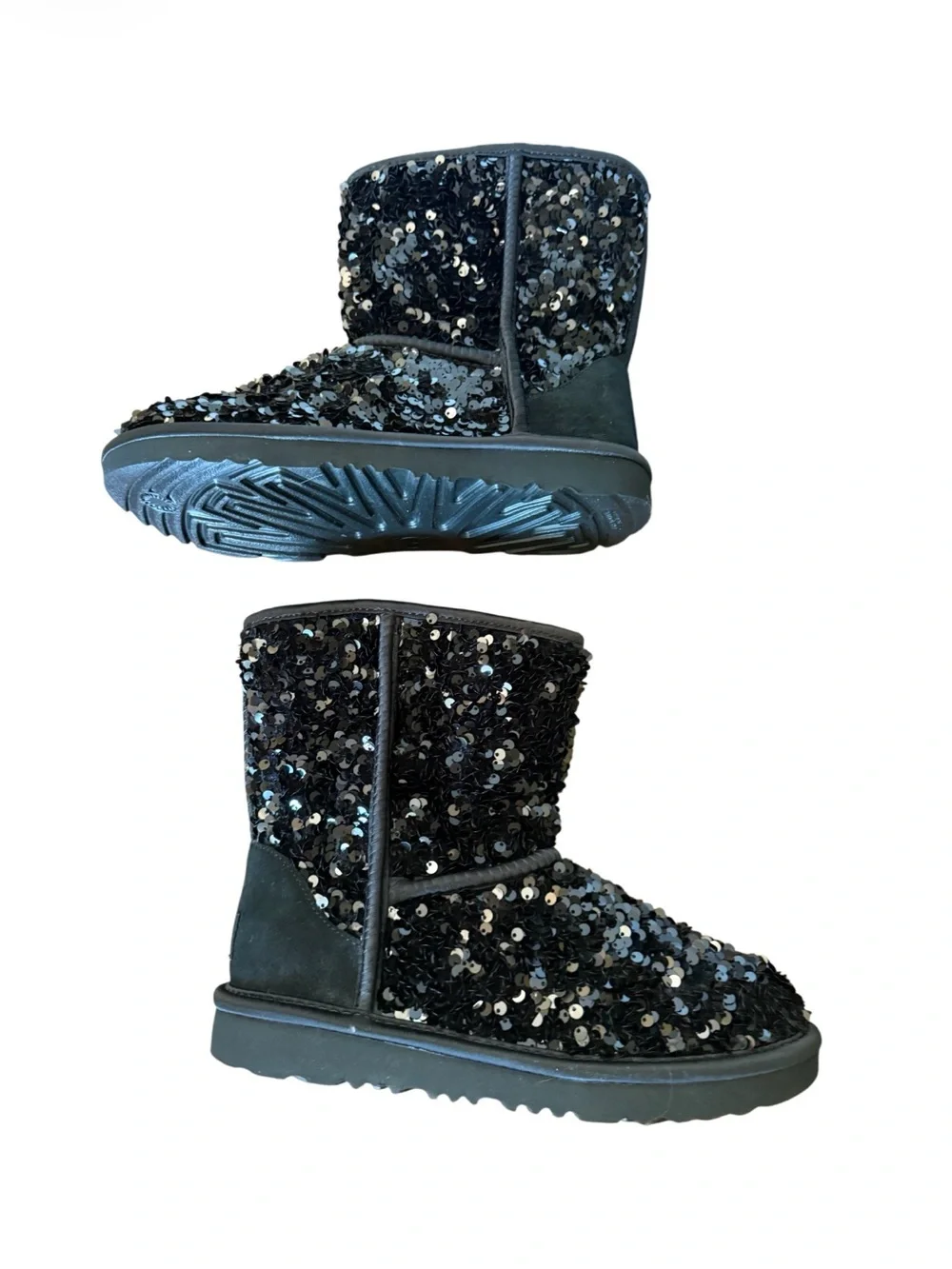 UGG Classic Short Chunky Black Sequin Boots-NWOT Size 4